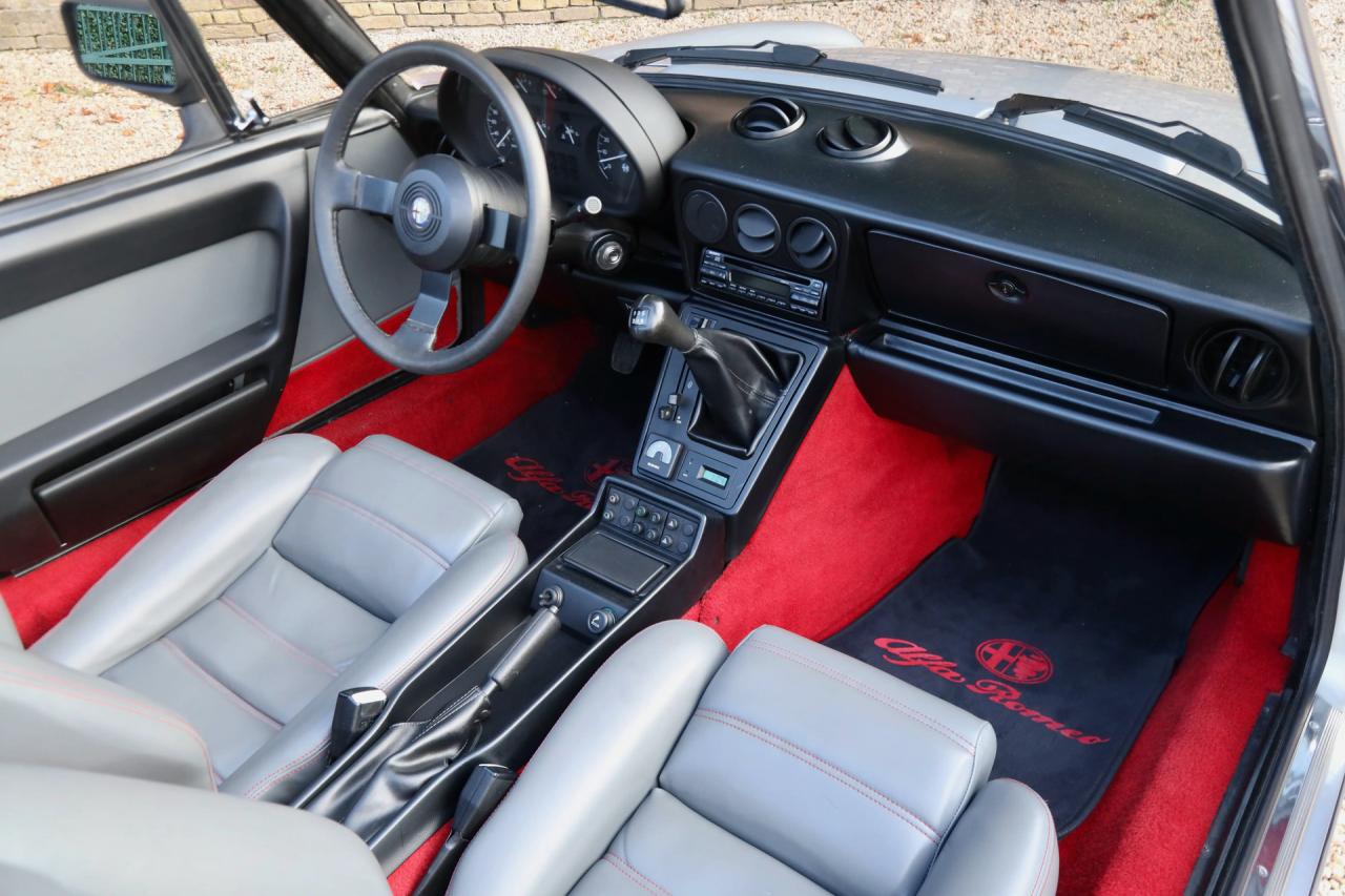 1988 Alfa Romeo Spider 2.0 QV &ldquo;Argento&rdquo;