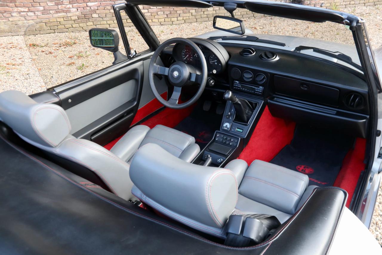1988 Alfa Romeo Spider 2.0 QV &ldquo;Argento&rdquo;