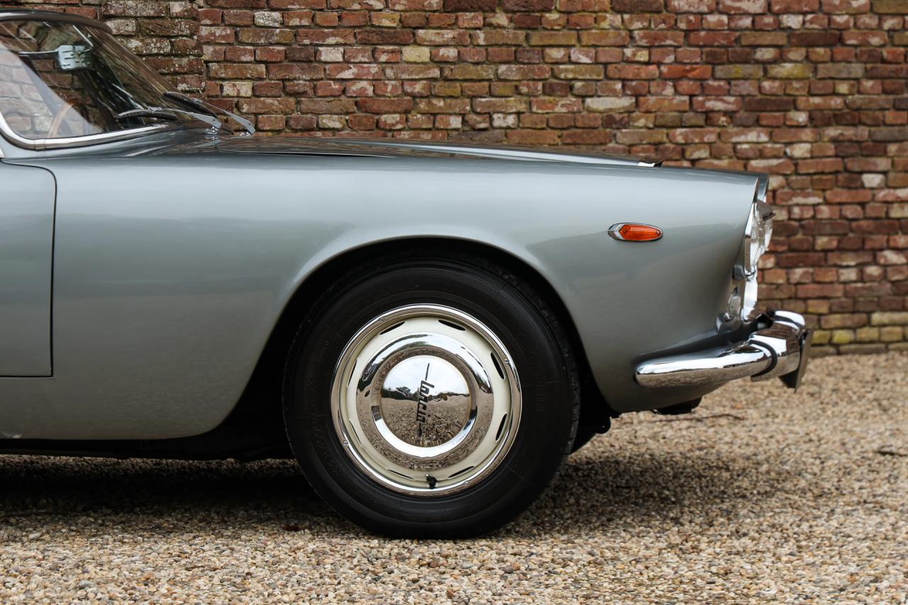 1961 Lancia Flaminia 2.5 Convertible &ldquo;Masterpiece by Touring&rdquo;