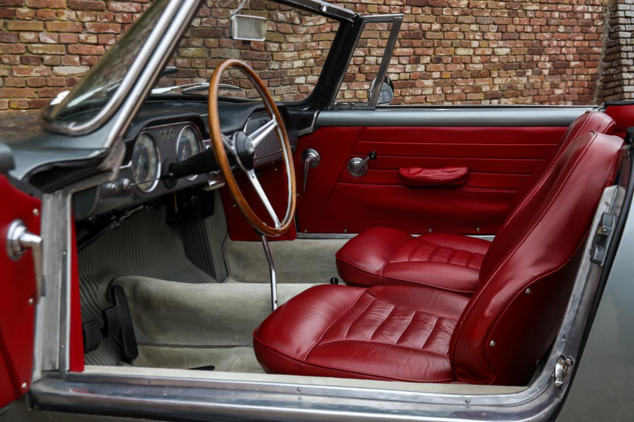 1961 Lancia Flaminia 2.5 Convertible &ldquo;Masterpiece by Touring&rdquo;