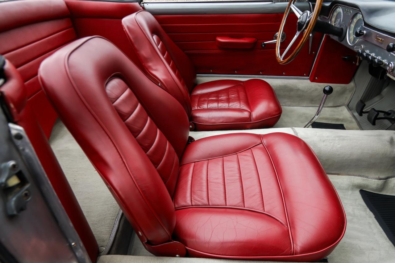 1961 Lancia Flaminia 2.5 Convertible &ldquo;Masterpiece by Touring&rdquo;