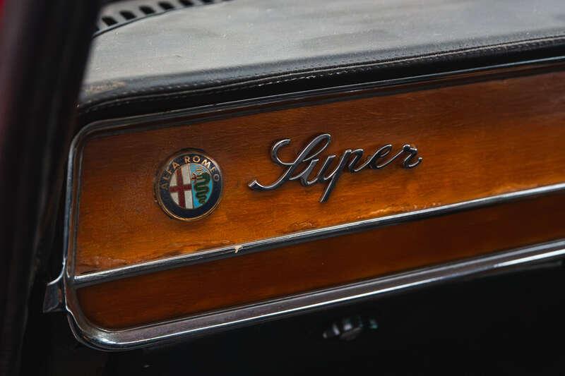 1974 Alfa Romeo GIULIA SUPER