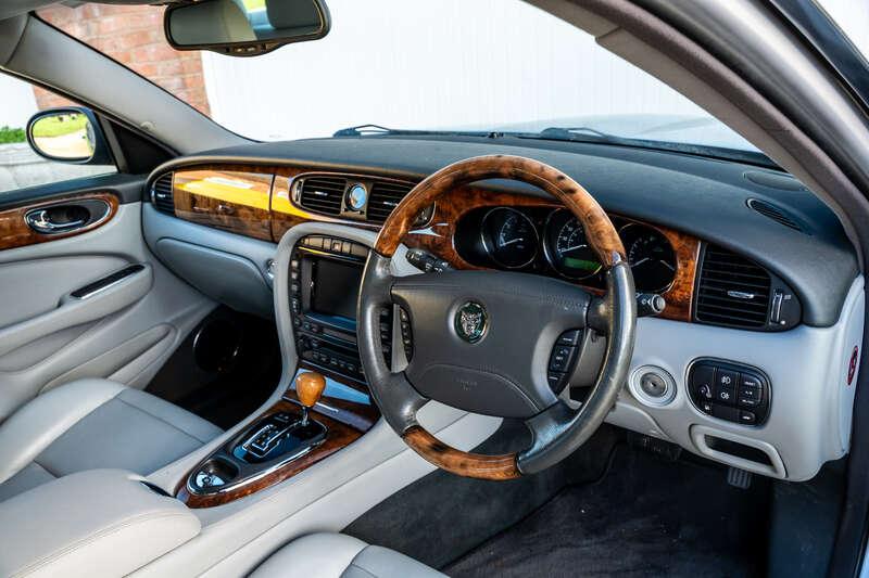 2003 Jaguar XJ8 SE X350