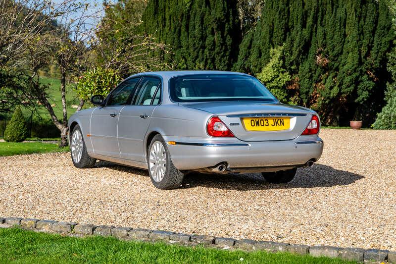 2003 Jaguar XJ8 SE X350