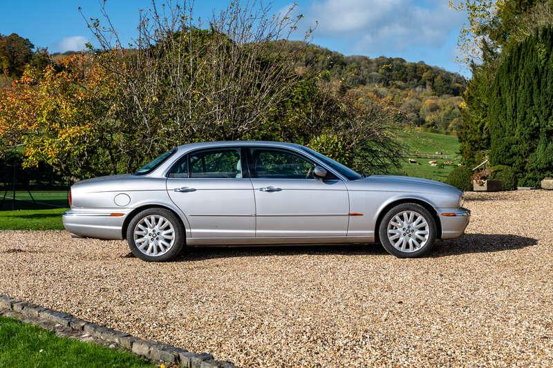 2003 Jaguar XJ8 SE X350