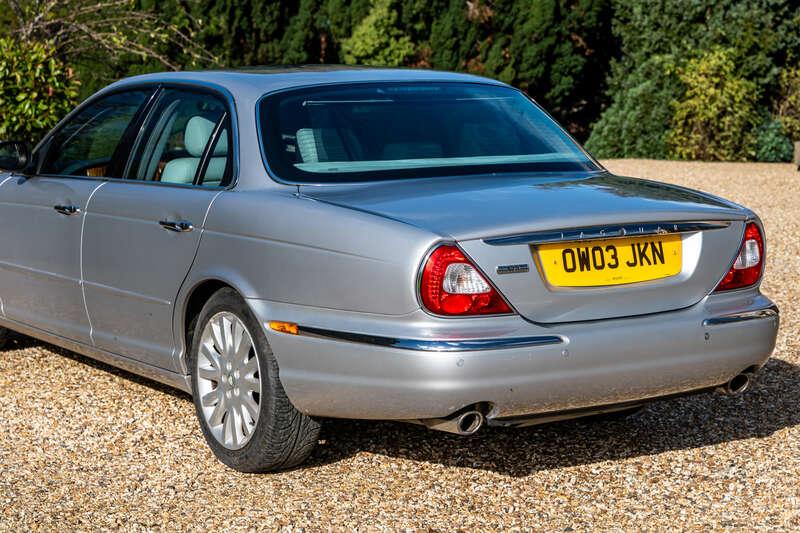 2003 Jaguar XJ8 SE X350