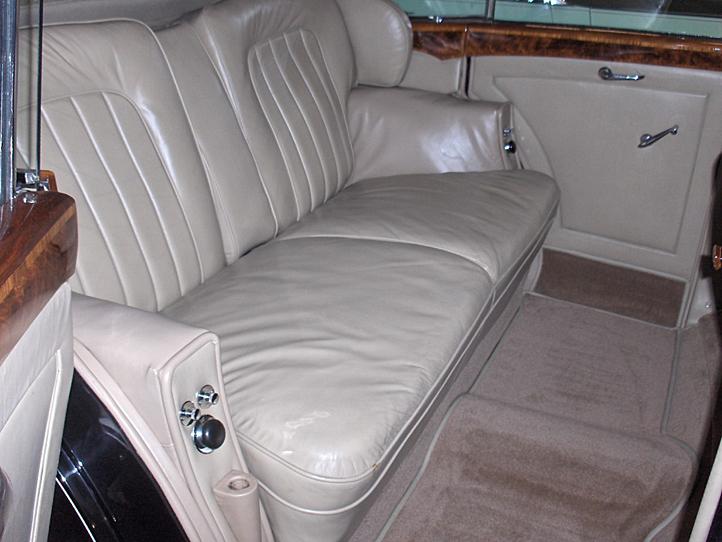 1952 Rolls - Royce Silver Wraith / H.J. Mulliner