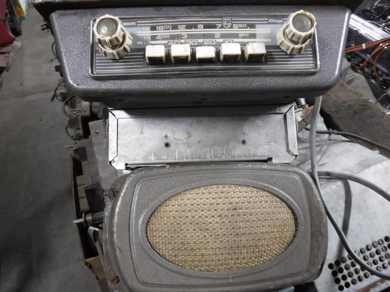 1960 Classic Car Radio Philips