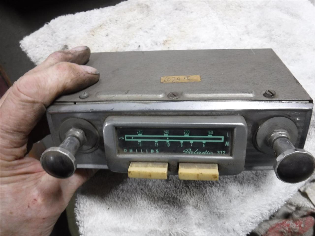 1960 Classic Car Radio Philips