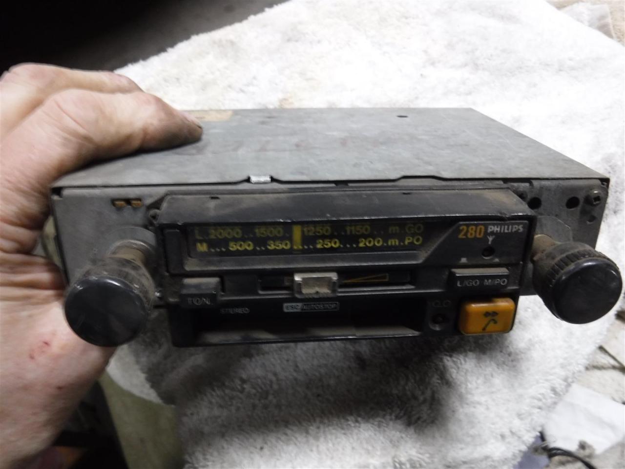 1960 Classic Car Radio Philips