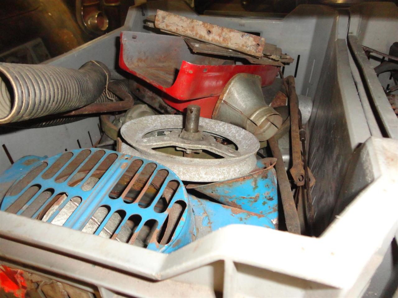 1900 skoda parts diverse