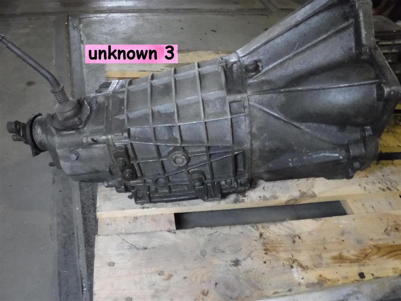 1900 several parts gearboxes