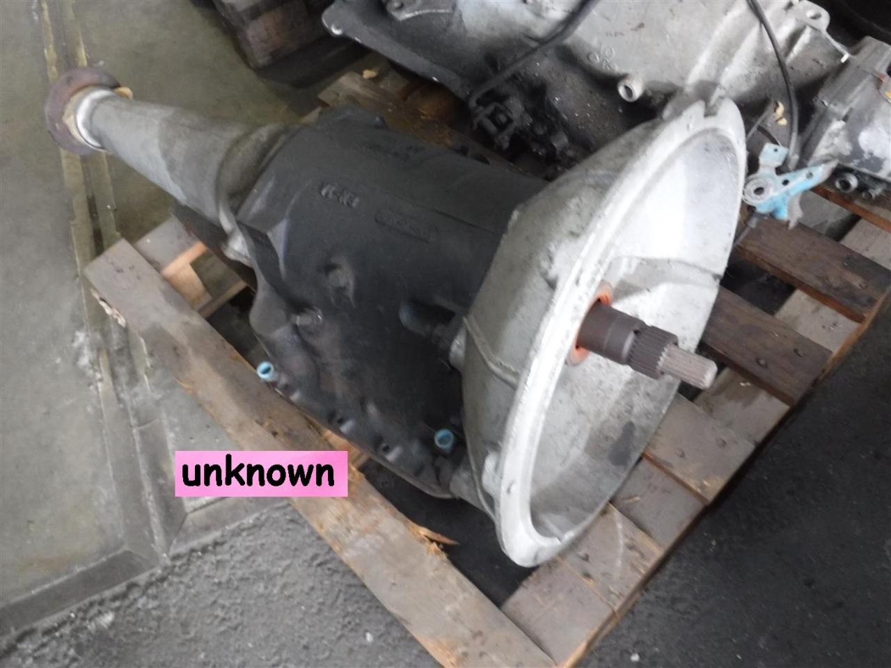 1900 several parts gearboxes