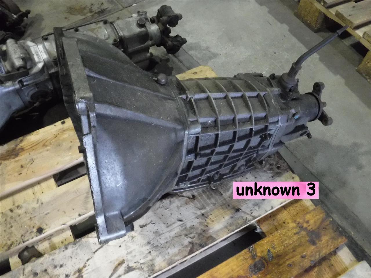 1900 several parts gearboxes