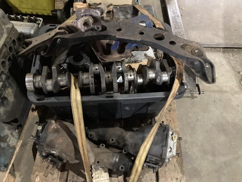 1900 Datsun parts Engine and gearbox