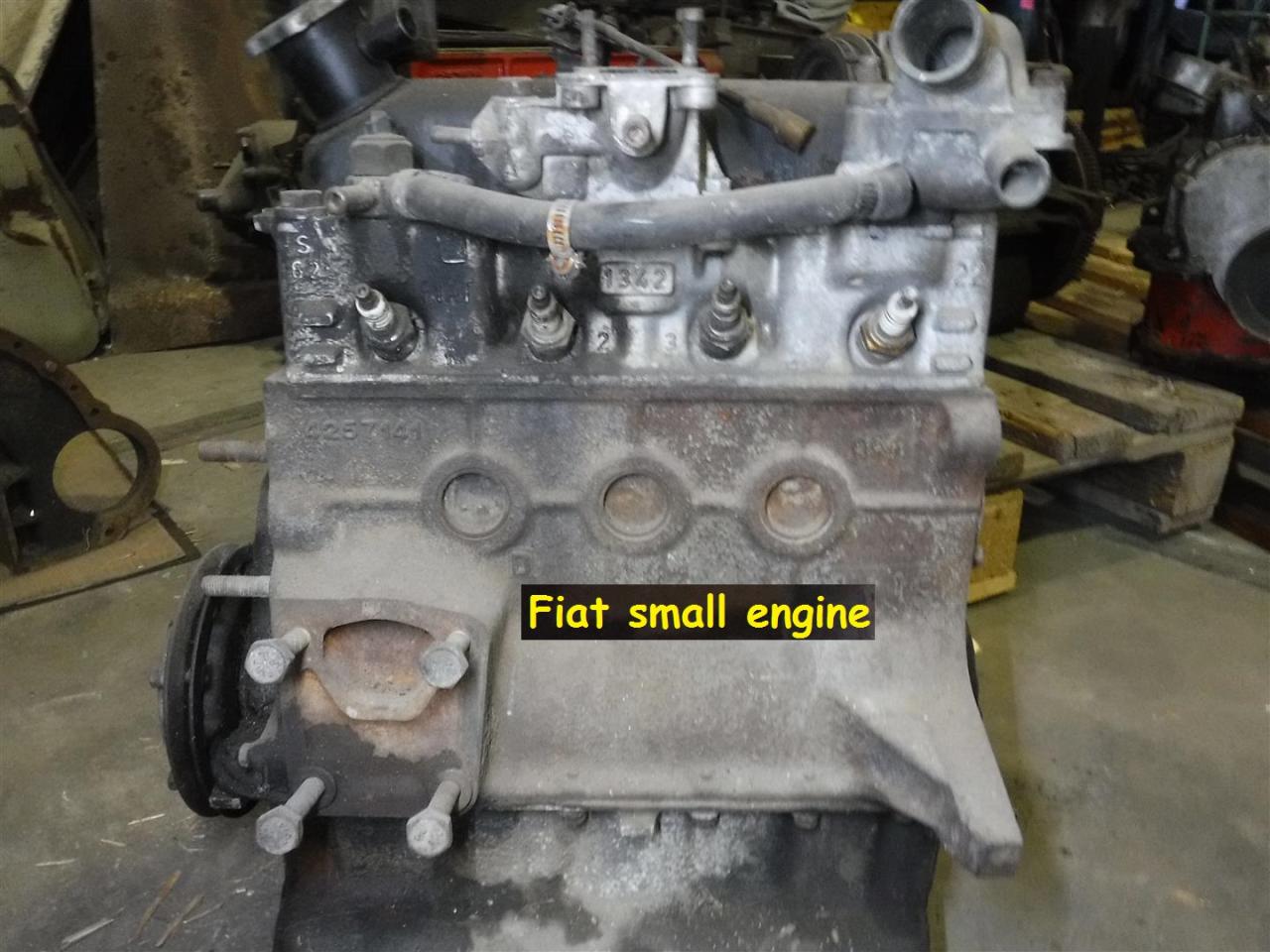 1900 Fiat parts 850 engines