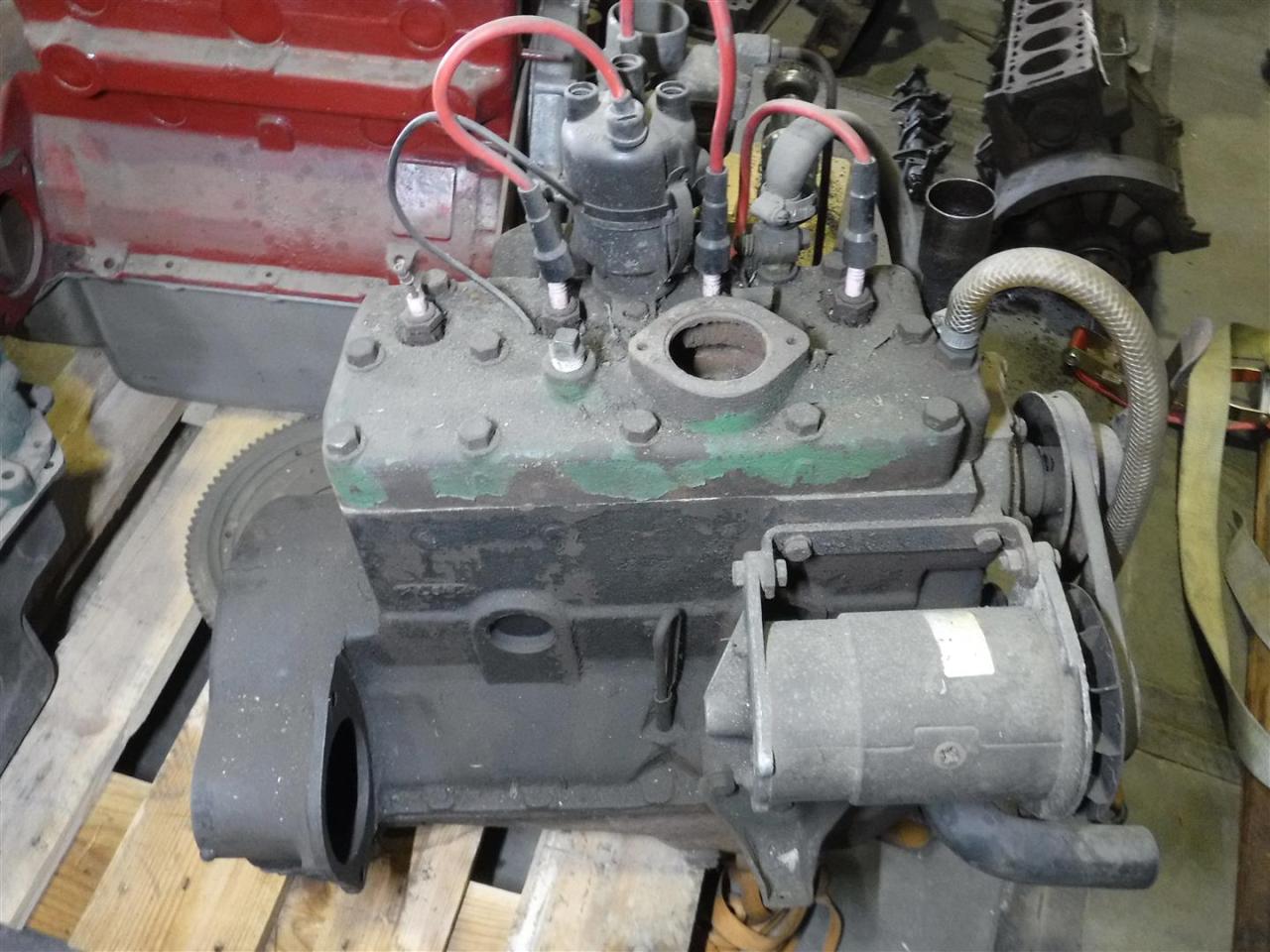 1900 several parts Engines