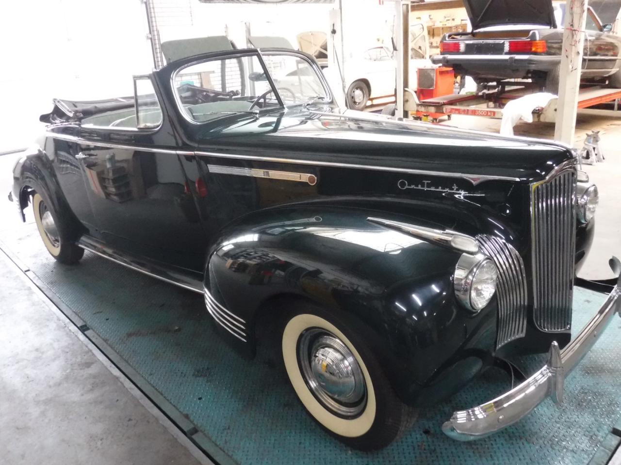 1941 Packard 120 Convertible no. 2121