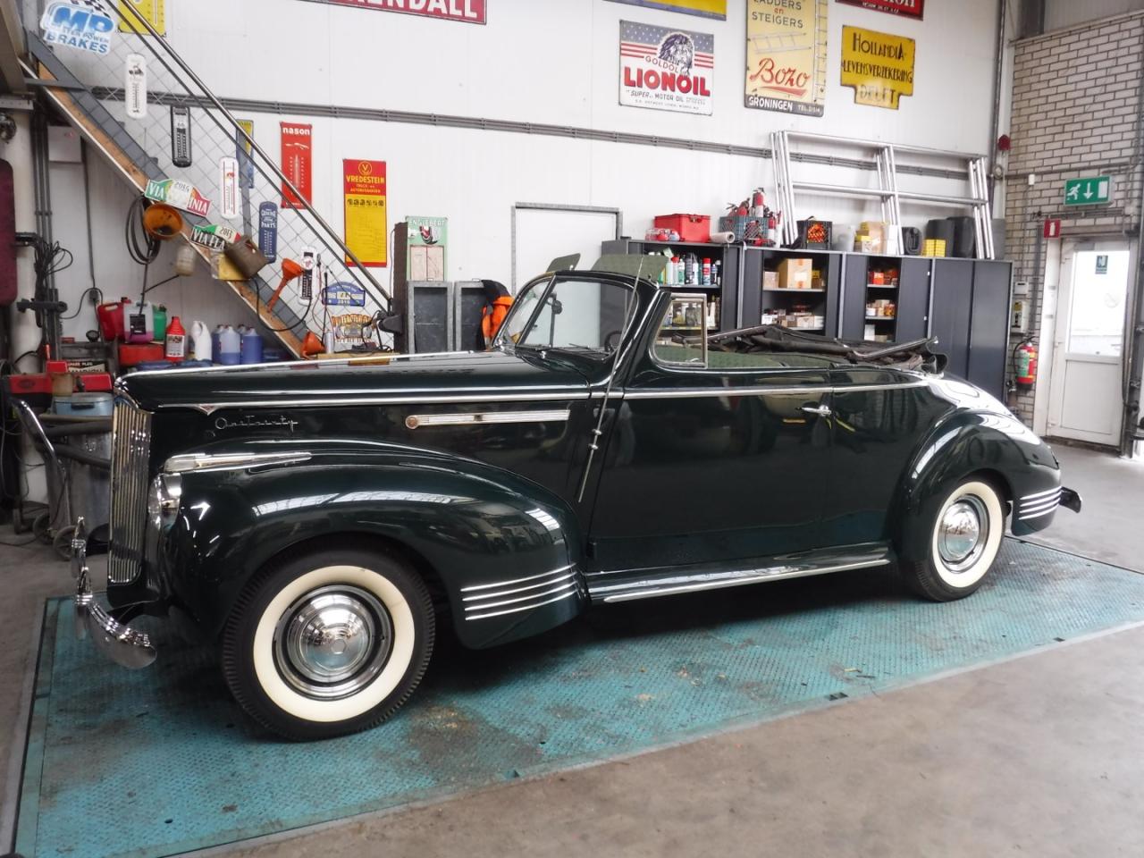 1941 Packard 120 Convertible no. 2121