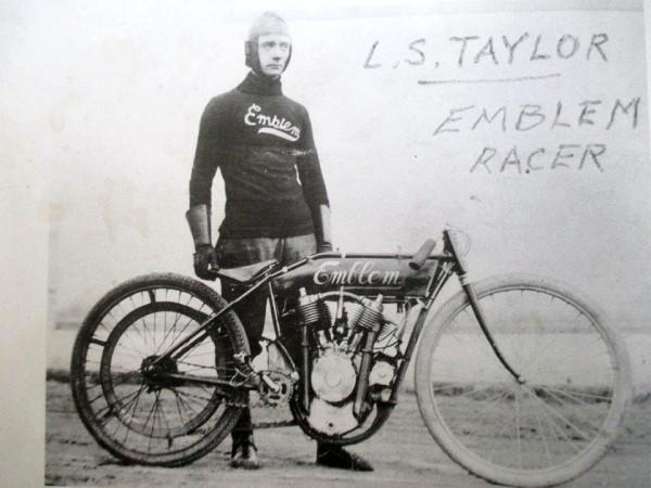 1911 Emblem Factory Racer