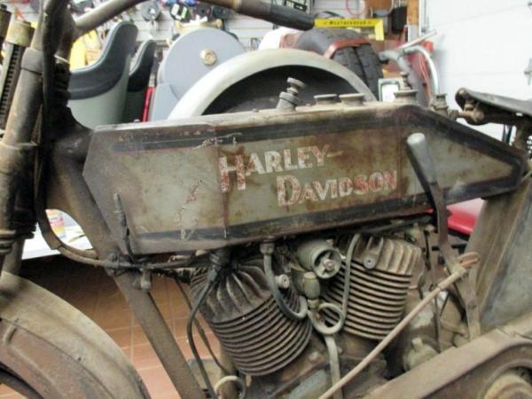 1915 Harley Davidson Model 11 Twin