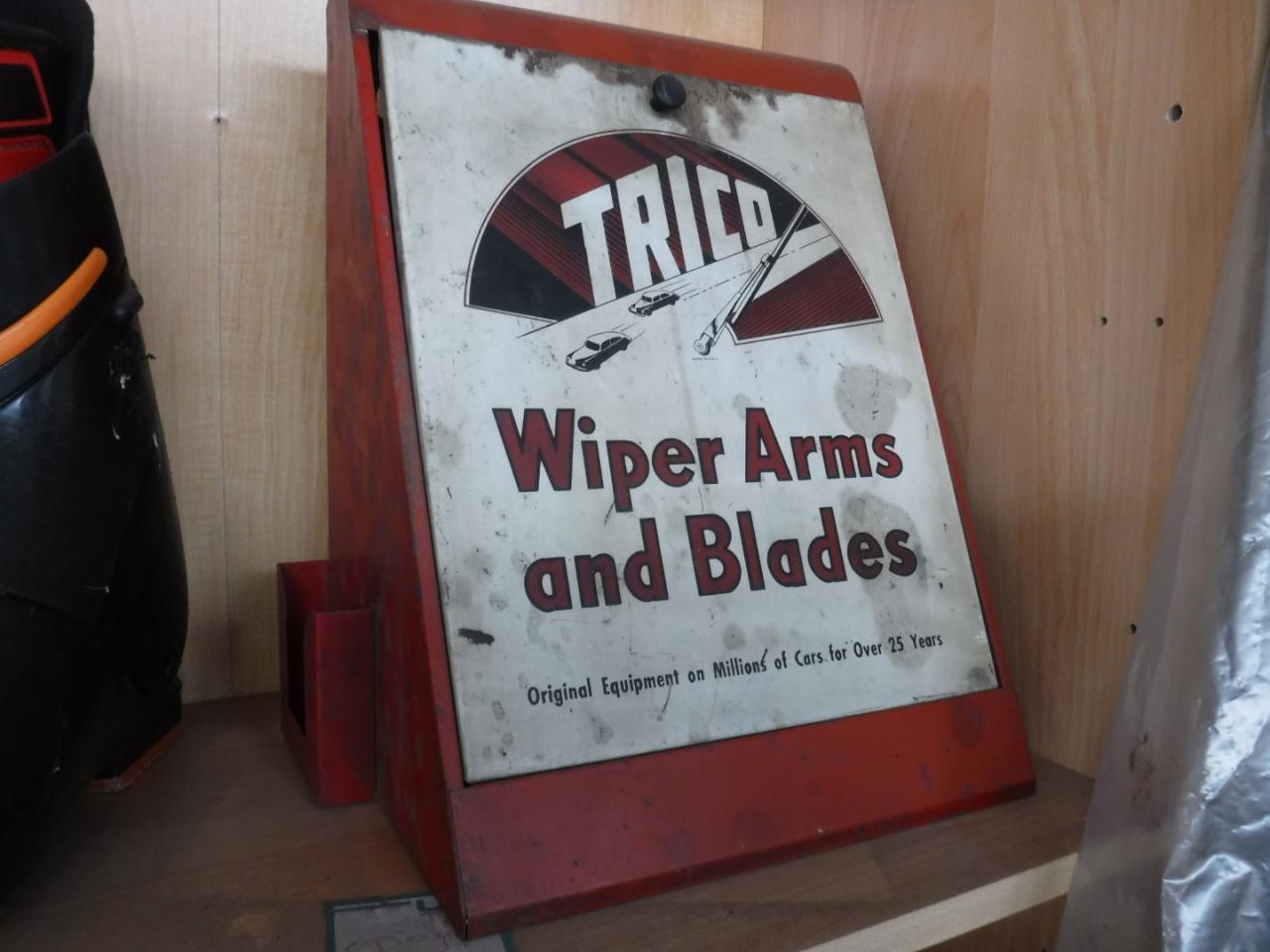 1900 Collectables Trico wiper blades
