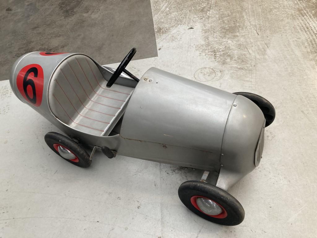 1900 Mercedes - Benz pedal car