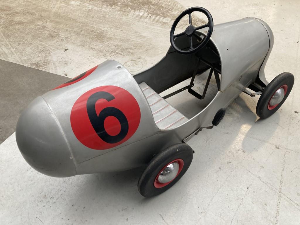 1900 Mercedes - Benz pedal car