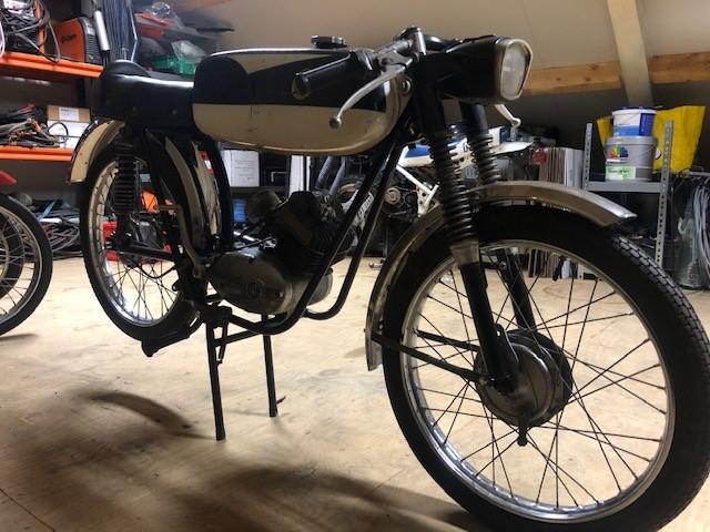 1959 Beta Bianchi black