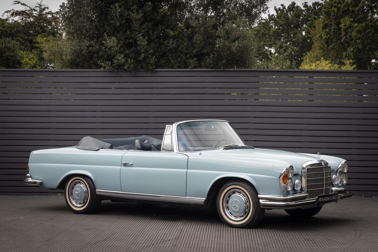 1970 Mercedes - Benz 280SE 3.5 V8