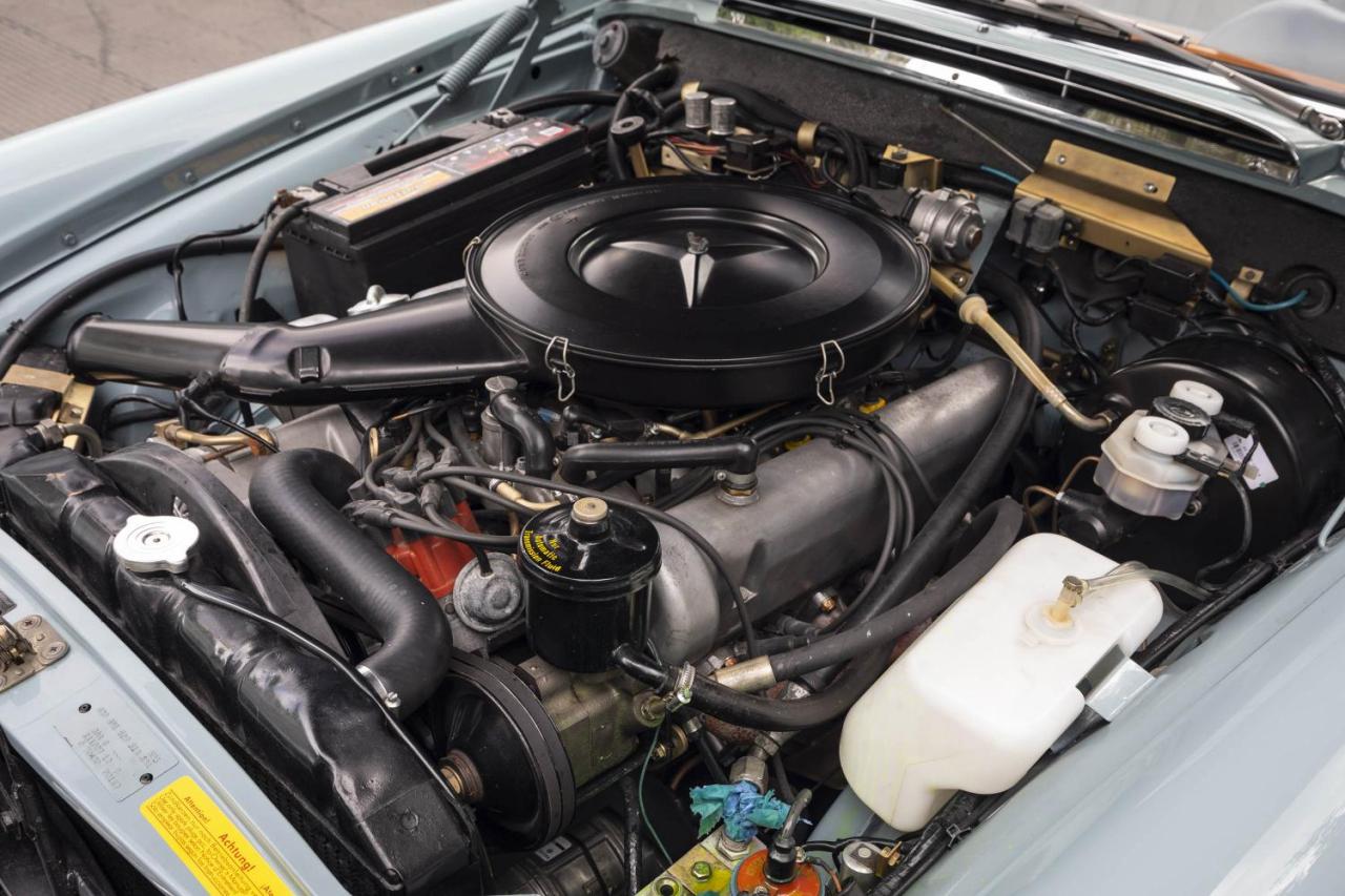 1970 Mercedes - Benz 280SE 3.5 V8