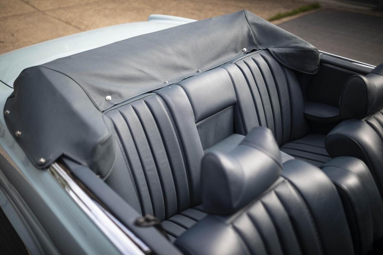 1970 Mercedes - Benz 280SE 3.5 V8