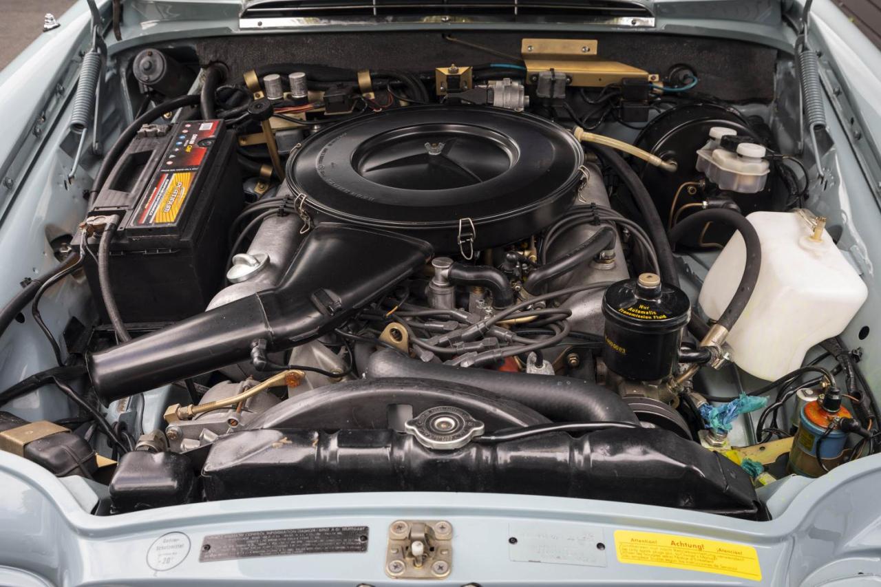 1970 Mercedes - Benz 280SE 3.5 V8