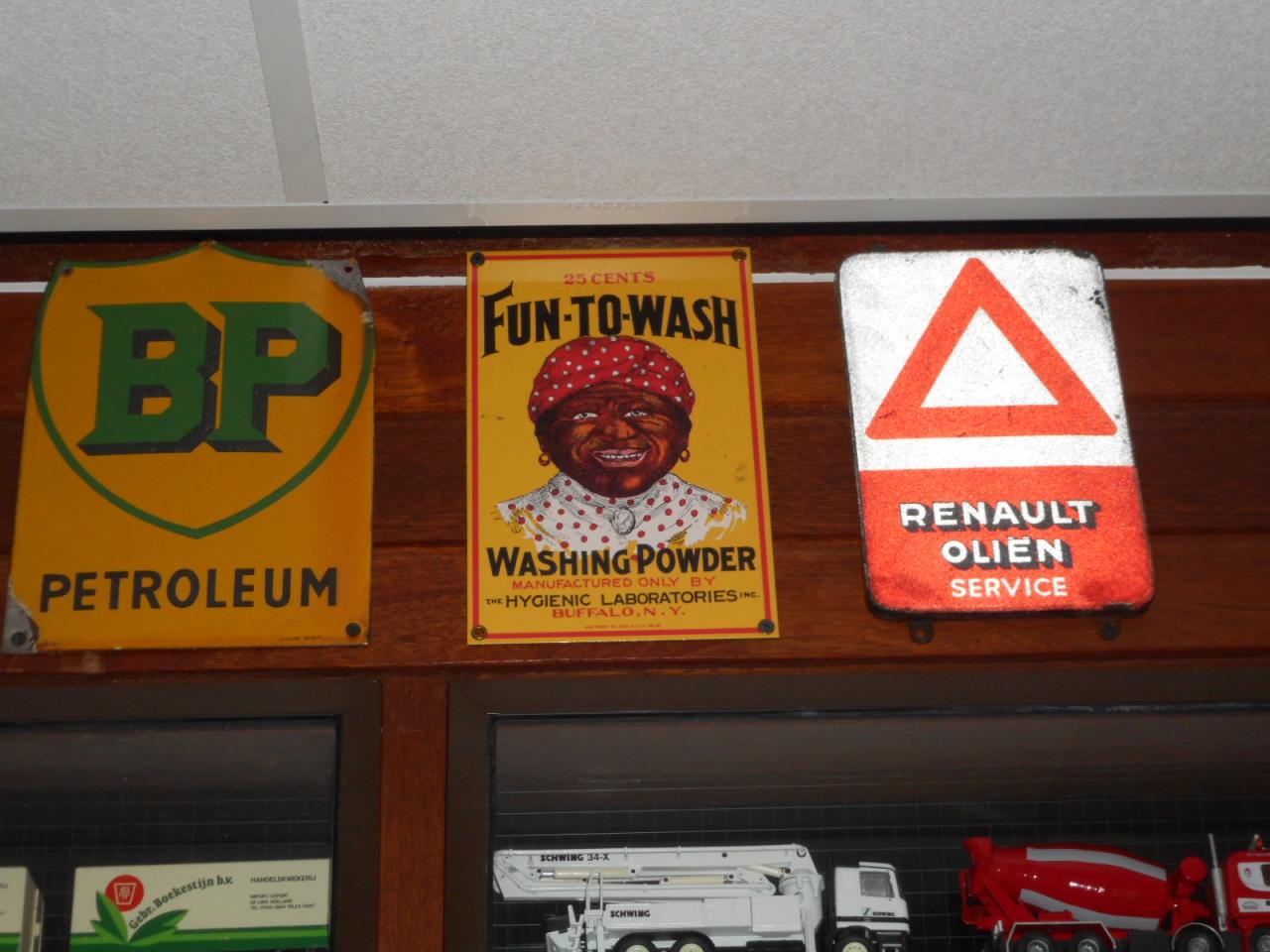 1930 Emaille signs old Emaille signs