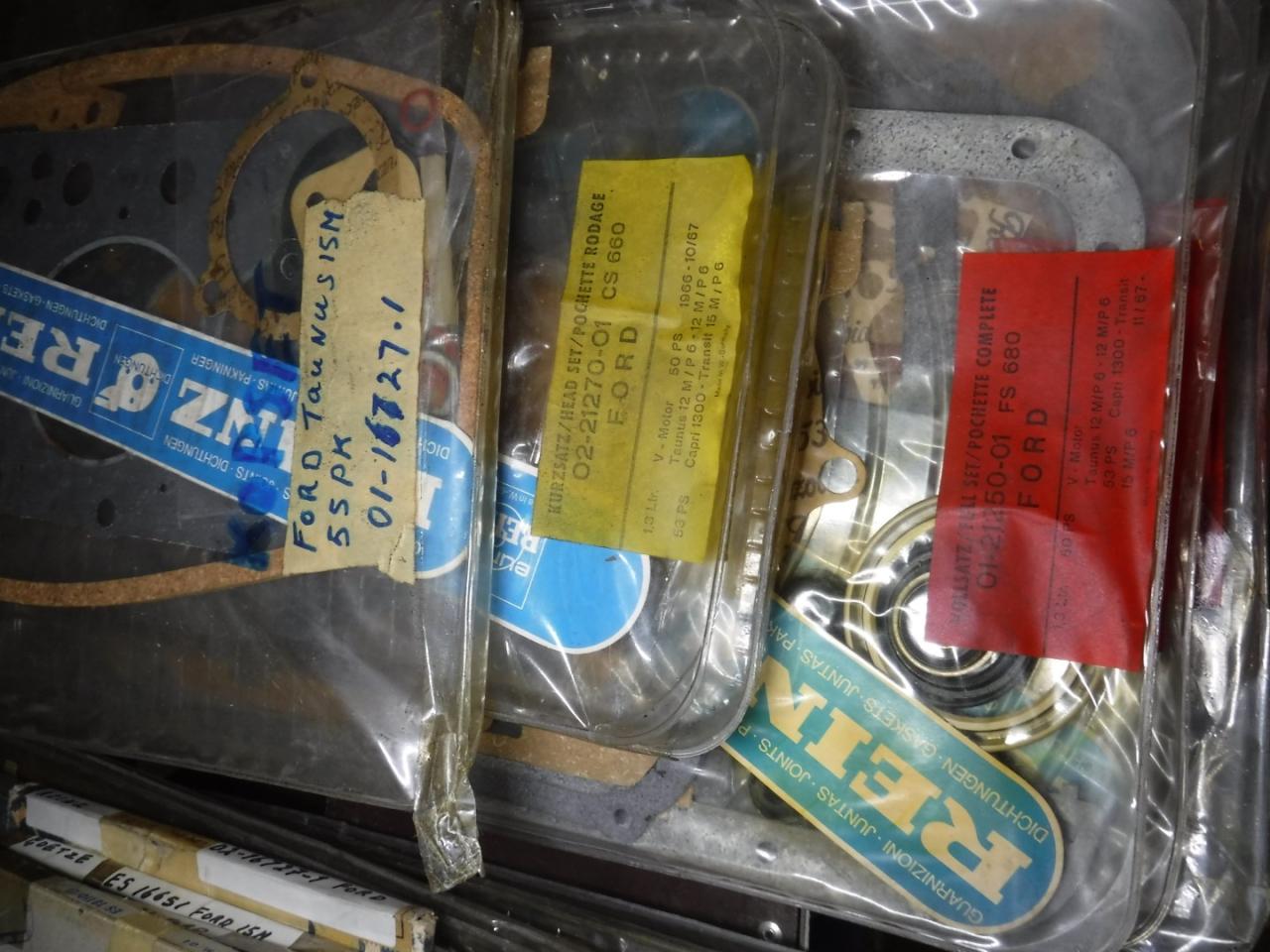 1900 Gasketsets-Pakkingsets several car engine gaskets