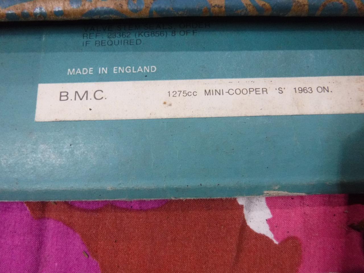 1900 Gasketsets-Pakkingsets several car engine gaskets