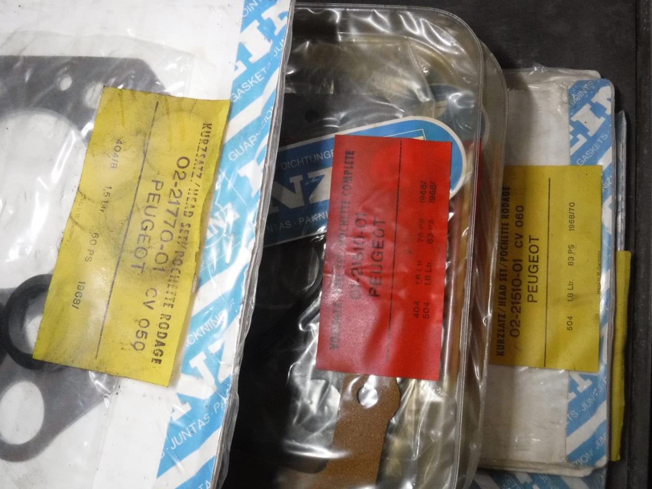 1900 Gasketsets-Pakkingsets several car engine gaskets