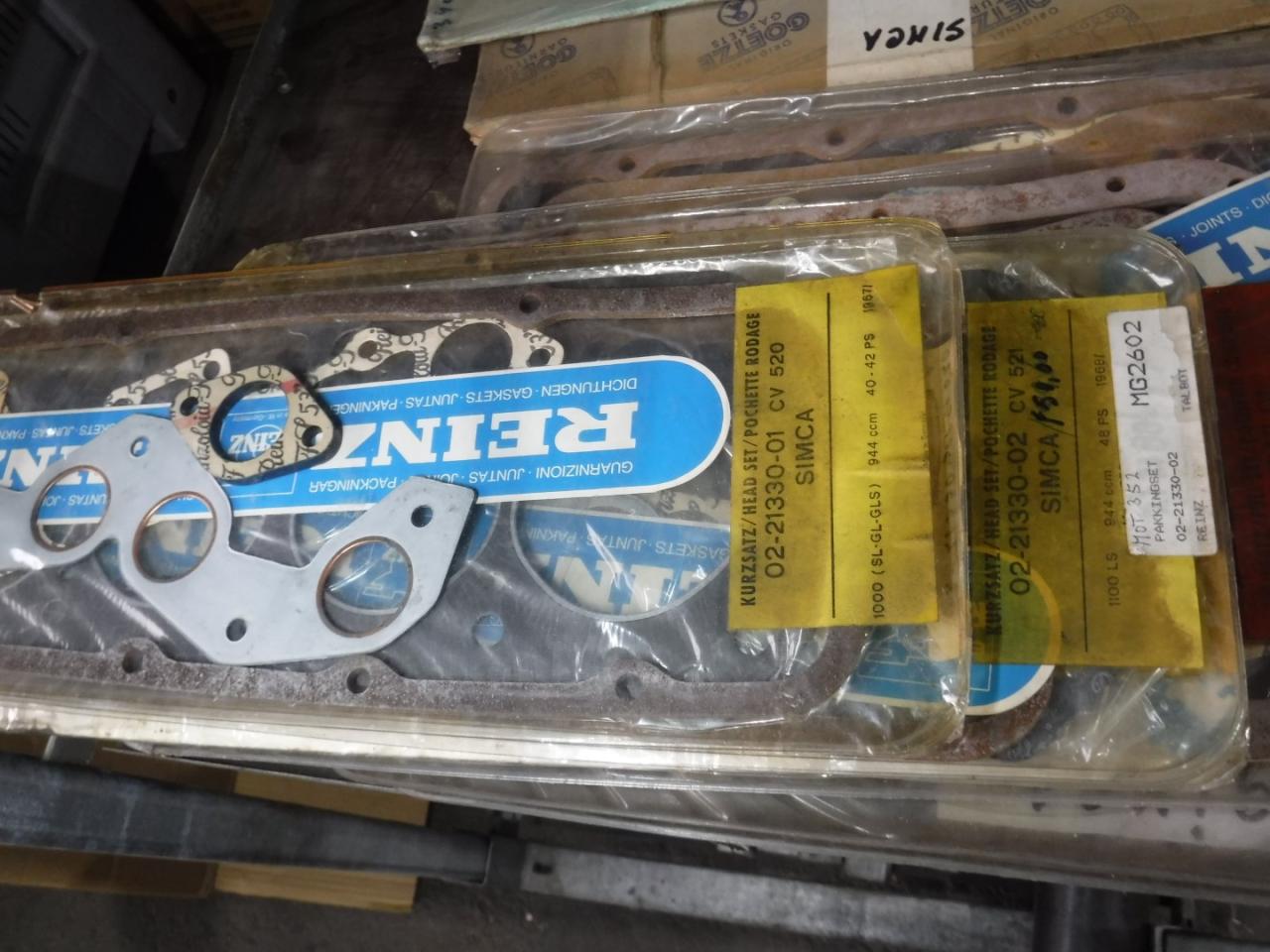 1900 Gasketsets-Pakkingsets several car engine gaskets