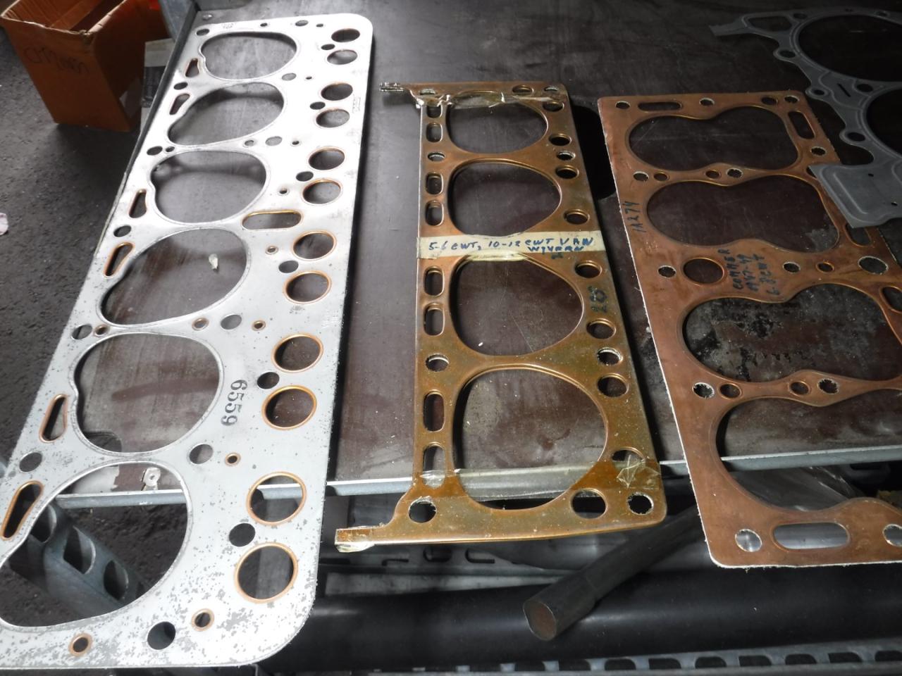 1900 Gasketsets-Pakkingsets several car engine gaskets