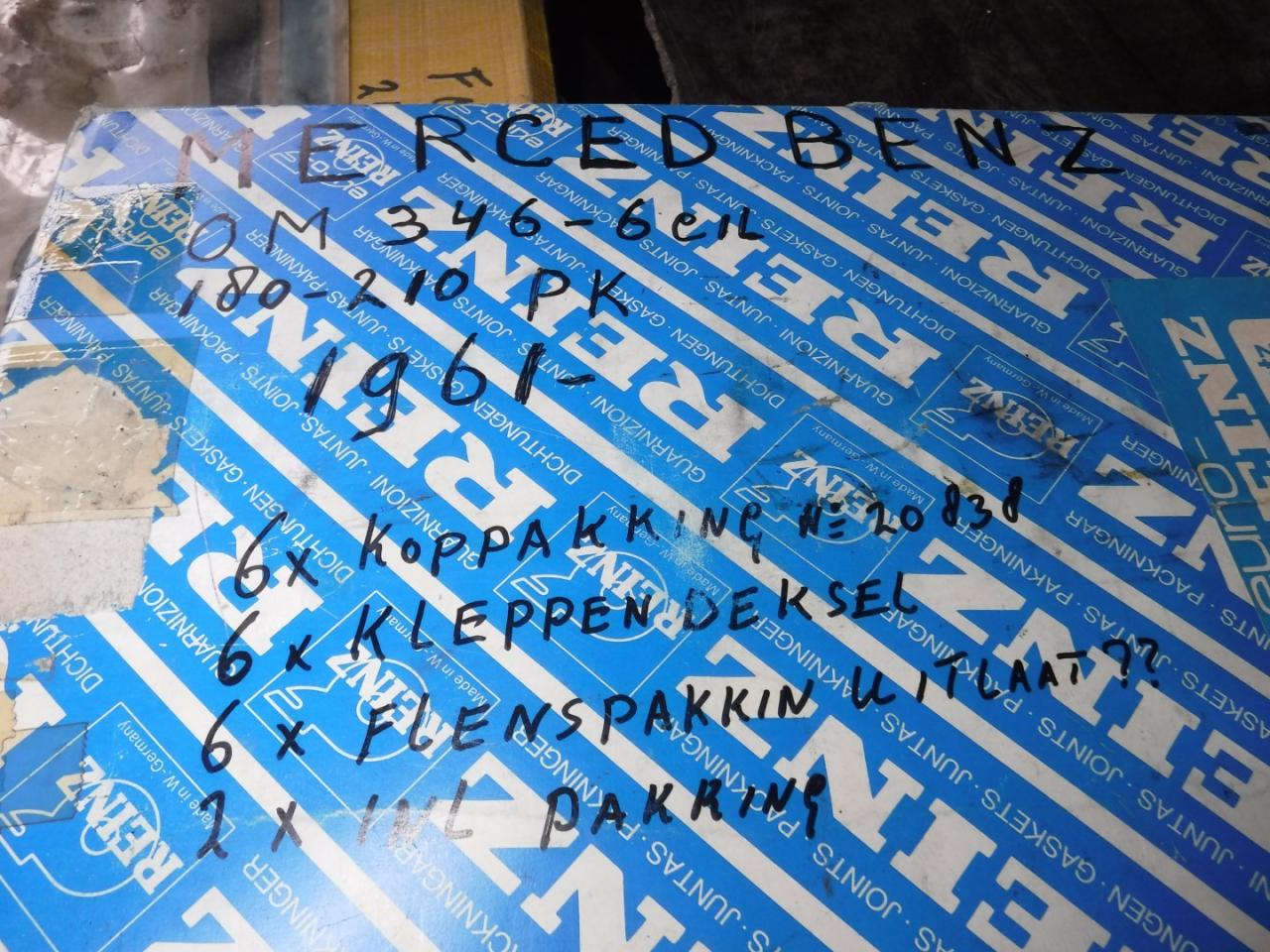 1900 Gasketsets-Pakkingsets several car engine gaskets