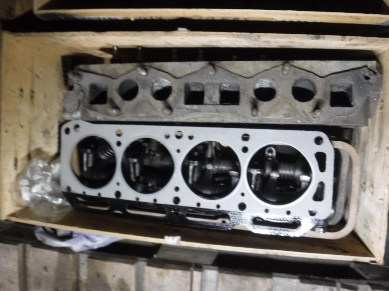 1900 Gasketsets-Pakkingsets several car engine gaskets