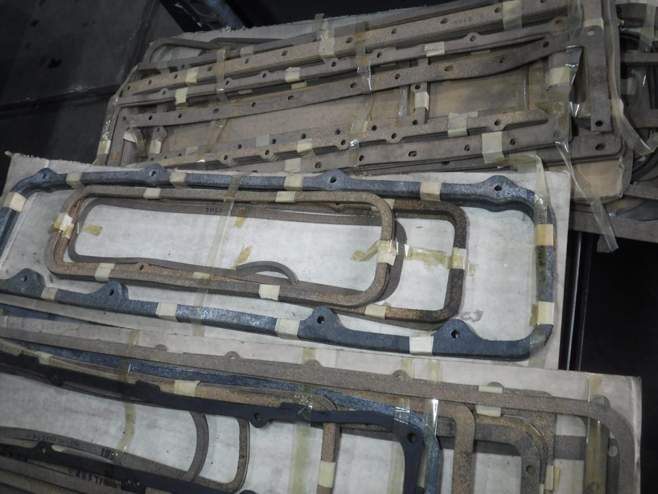 1900 Gasketsets-Pakkingsets several car engine gaskets