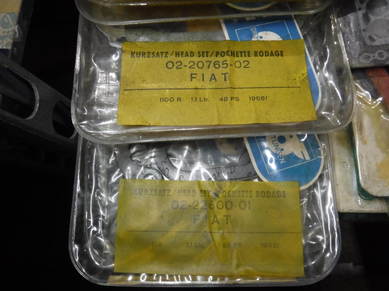 1900 Gasketsets-Pakkingsets several car engine gaskets