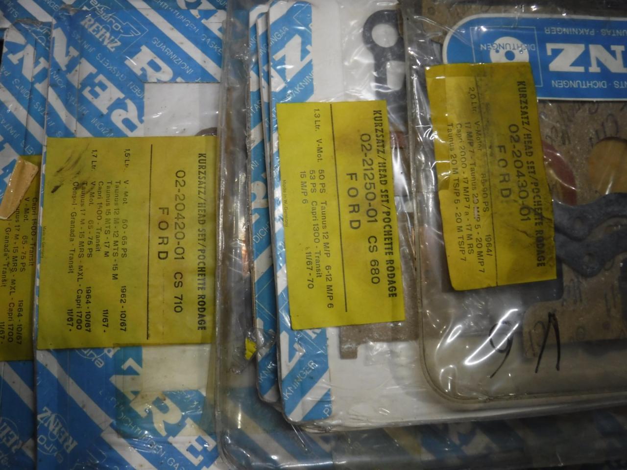 1900 Gasketsets-Pakkingsets several car engine gaskets