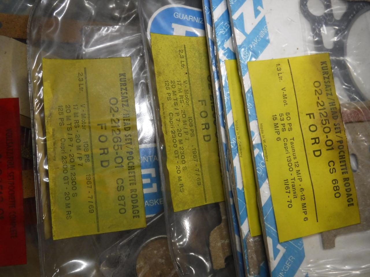 1900 Gasketsets-Pakkingsets several car engine gaskets