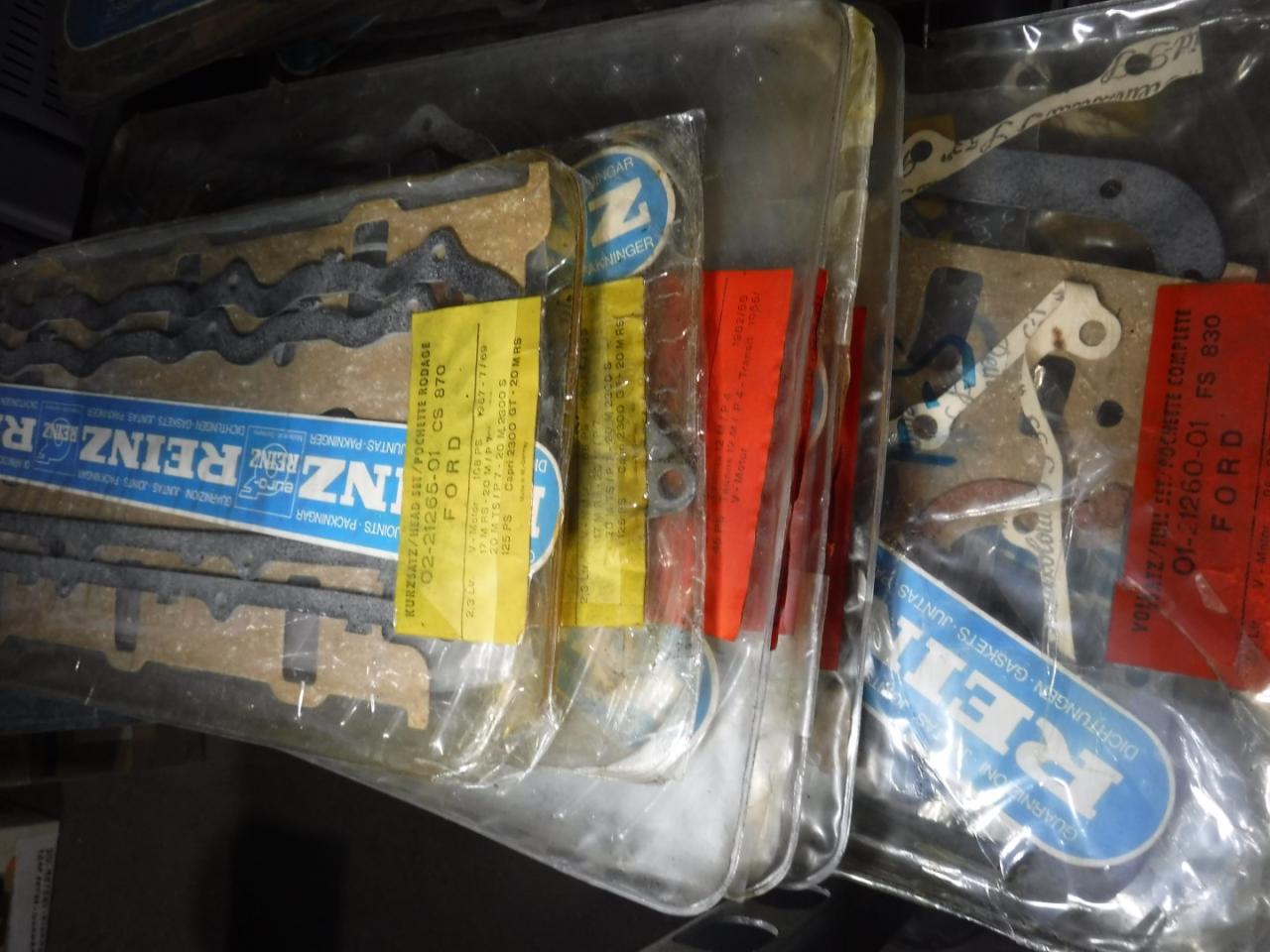 1900 Gasketsets-Pakkingsets several car engine gaskets