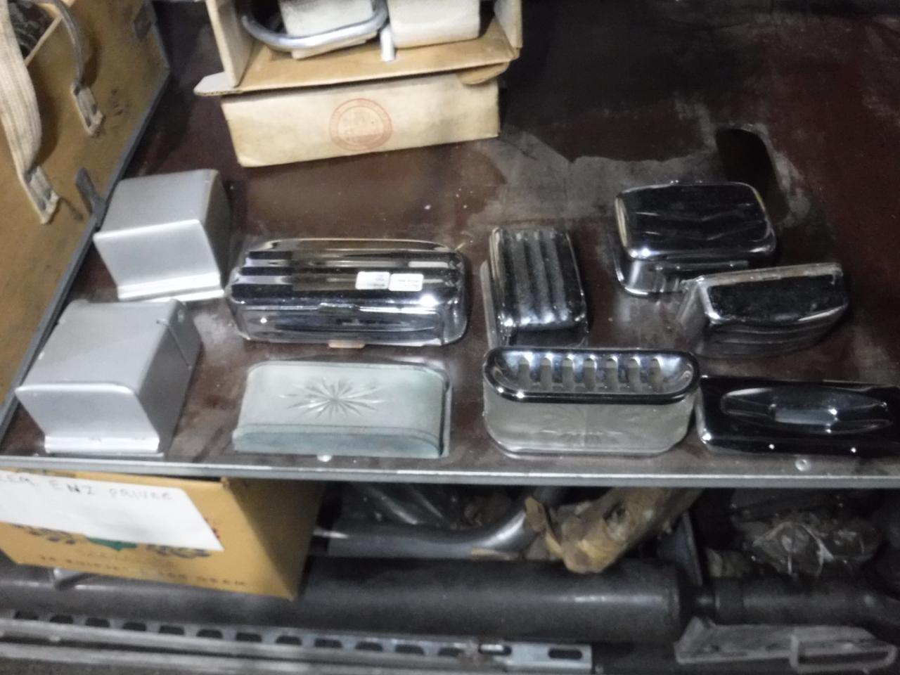 1900 Ashtrays several