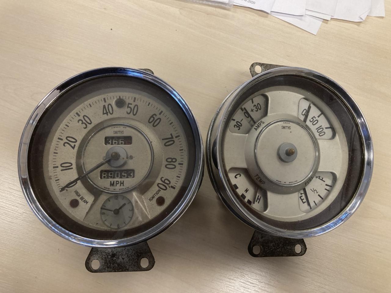 1900 several parts Gauges - klokken