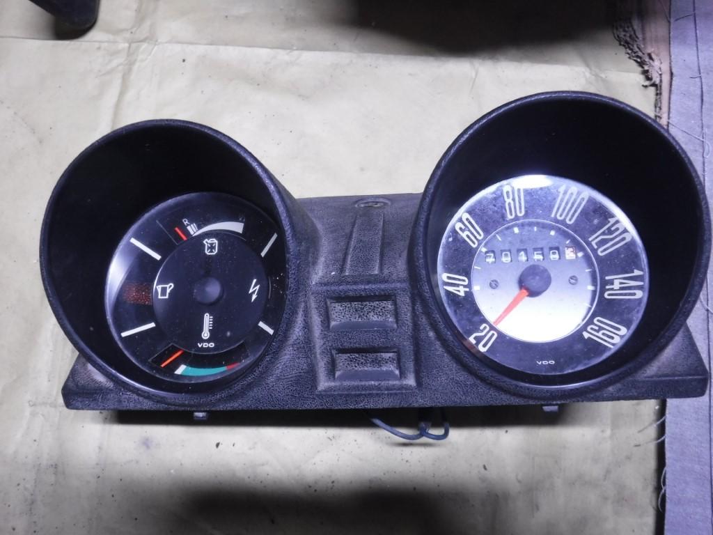 1900 several parts Gauges - klokken