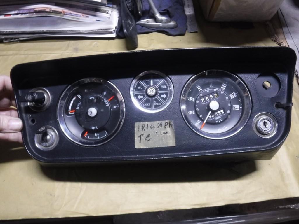 1900 several parts Gauges - klokken